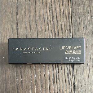 Anastasia Beverly Hills Lip Velvet - KISS NIB